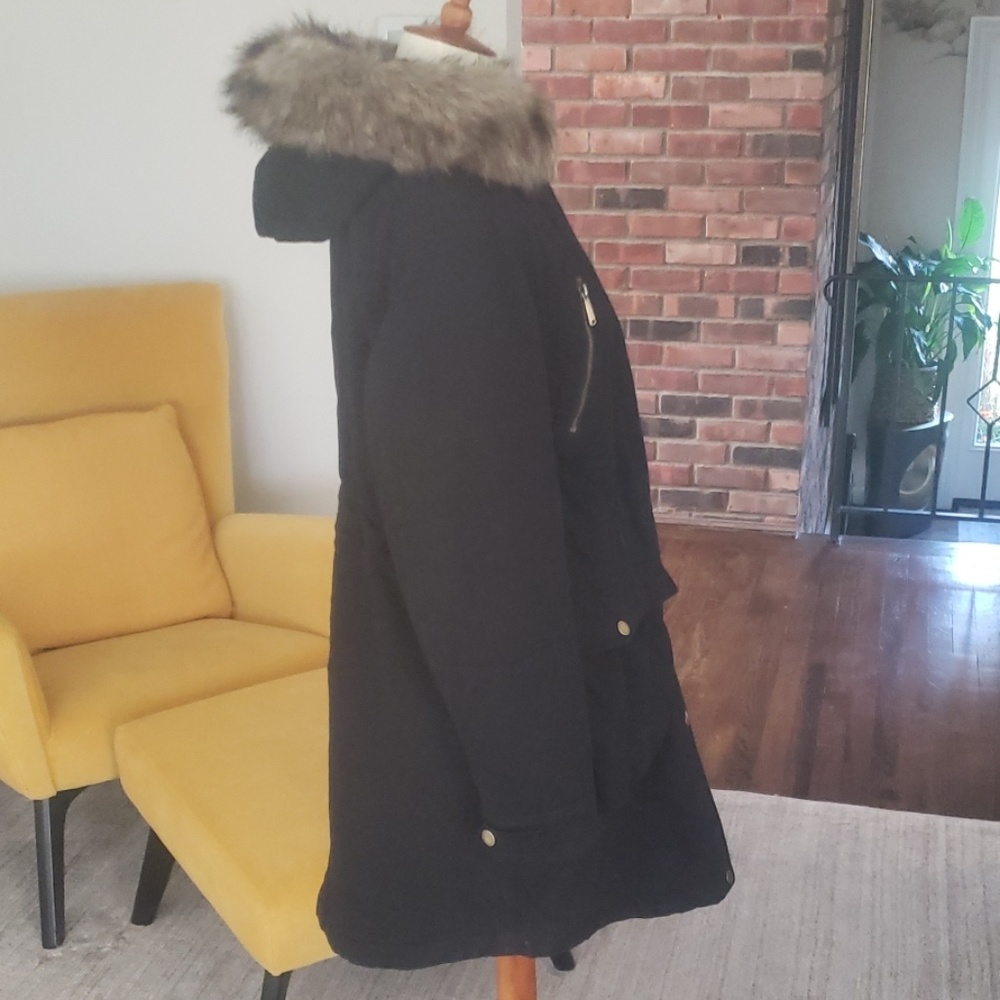 BCBG Winter Coat - Picture 4 of 8